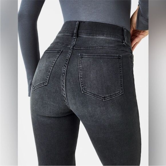 SPANX | NEW Ankle Straight Shapewear Jeans in Vintage Black Women’s Size X-Small - Picture 4 of 15
